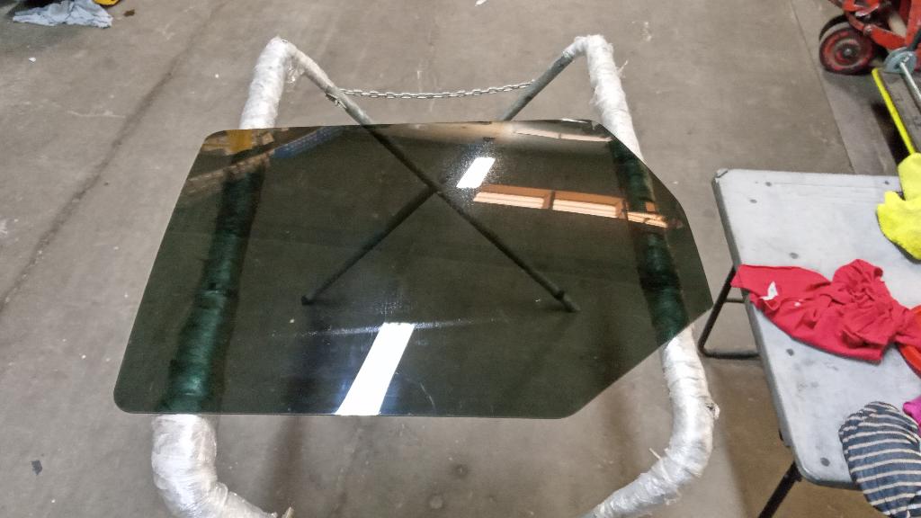 Left Rear Door Glass