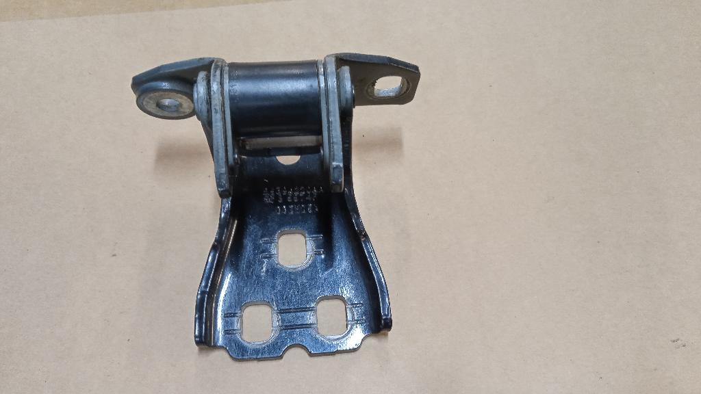 Right Rear Door Bottom Hinge