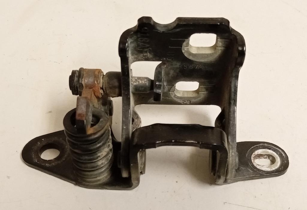 Right Rear Door Bottom Hinge