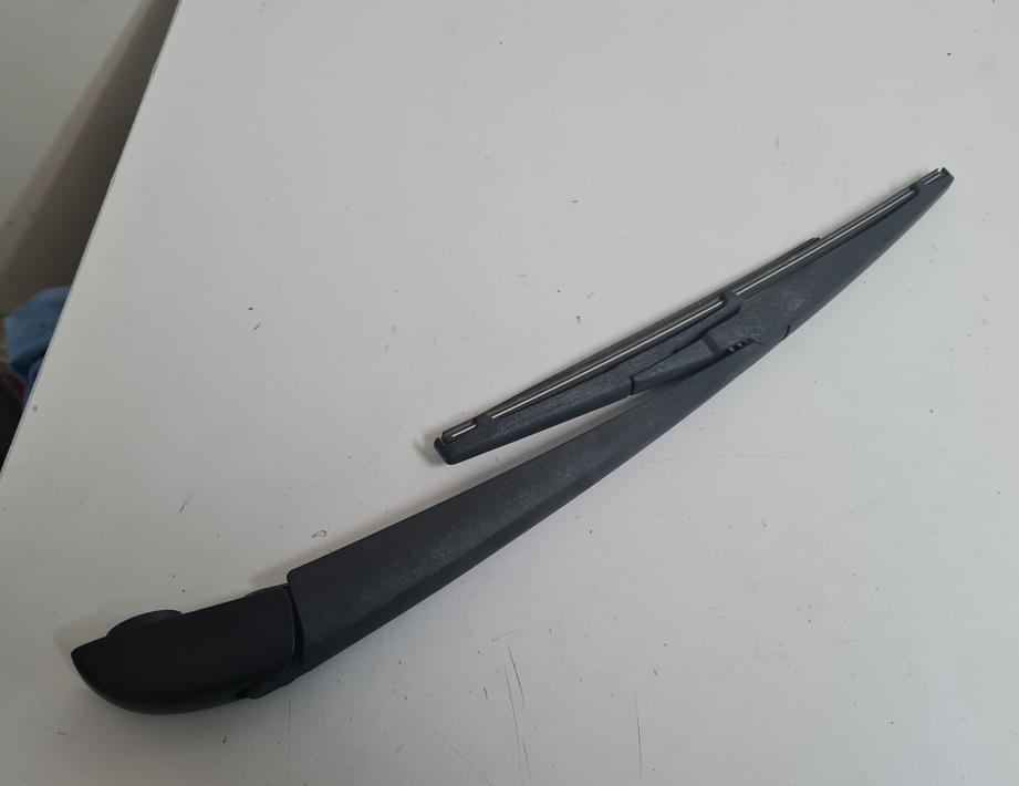 Rear Wiper Arm