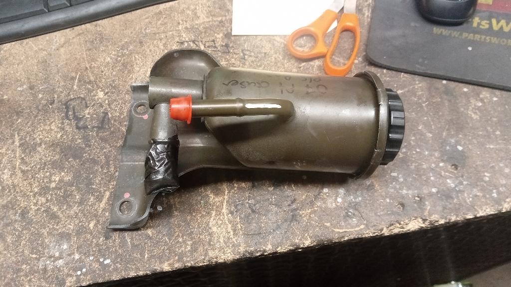 Power Steering Reservoir