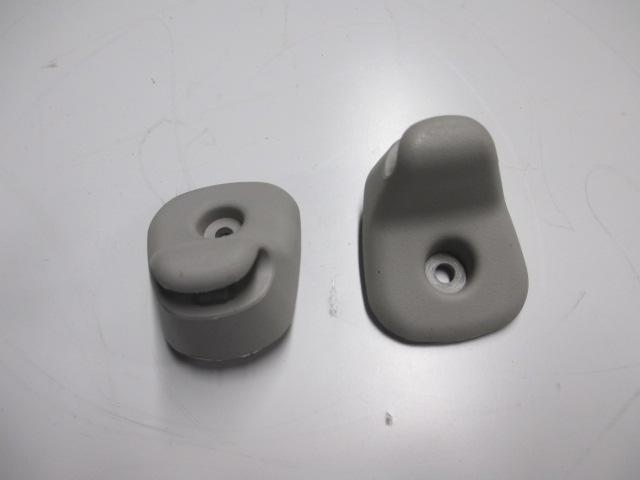 Sunvisor Retainer Clip