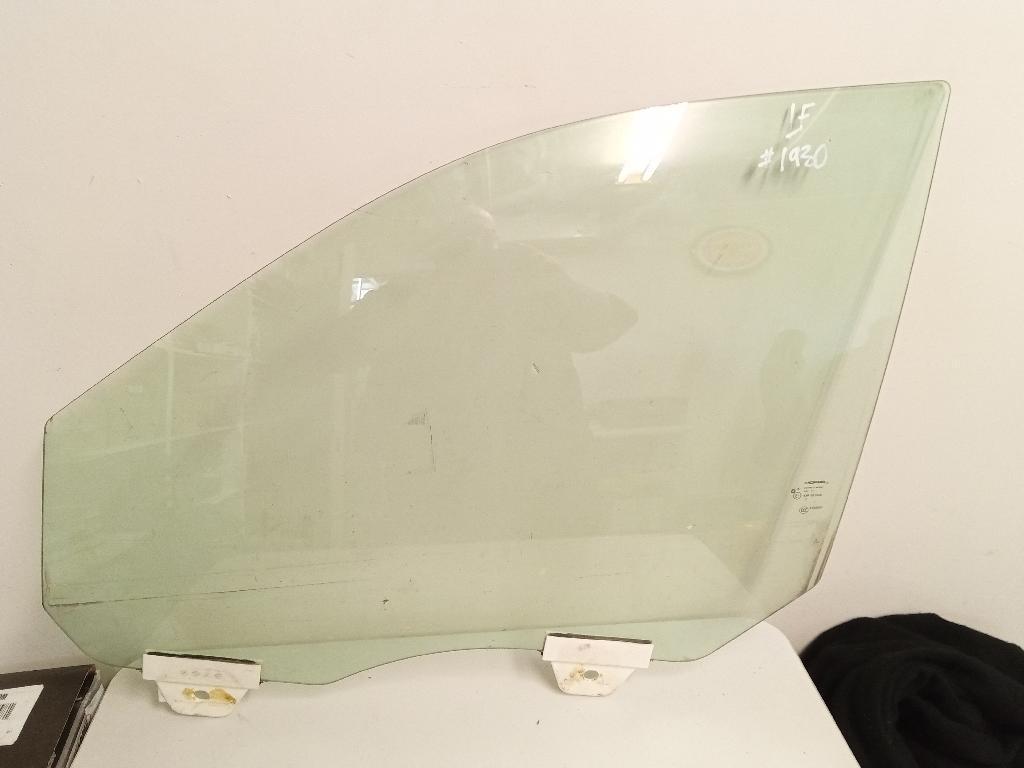 Left Front Door Glass