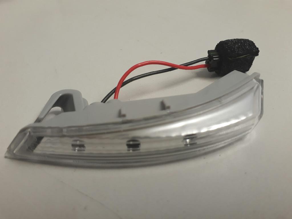 Left Front Door Mirror Repeater Light