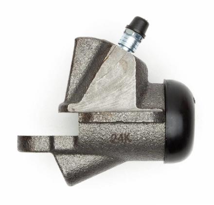 Front Wheel Cylinder LF Lower 56-61