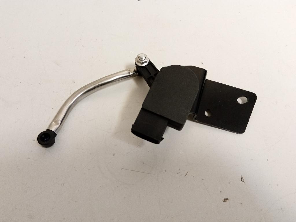 Headlight ride height adjuster RF 11-15