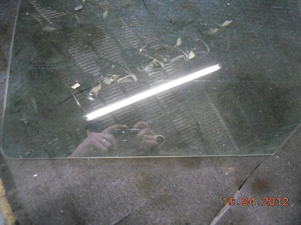 Right Rear Door Glass