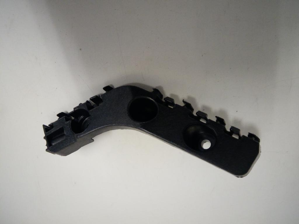 Right Front Guard Bracket