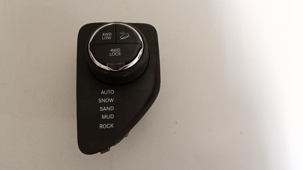 4WD Engagement Switch