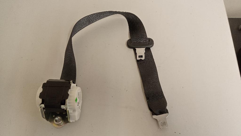 Rear Centre Seat Belt