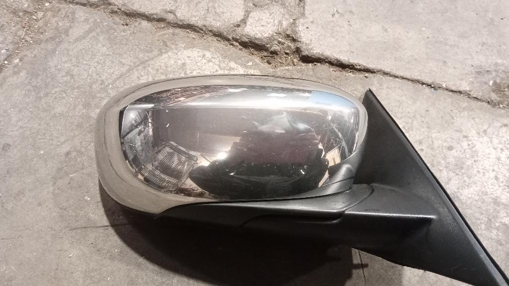 Right Door Mirror