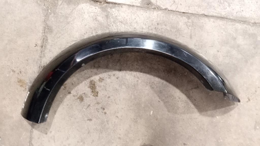 Right Front Guard Flare