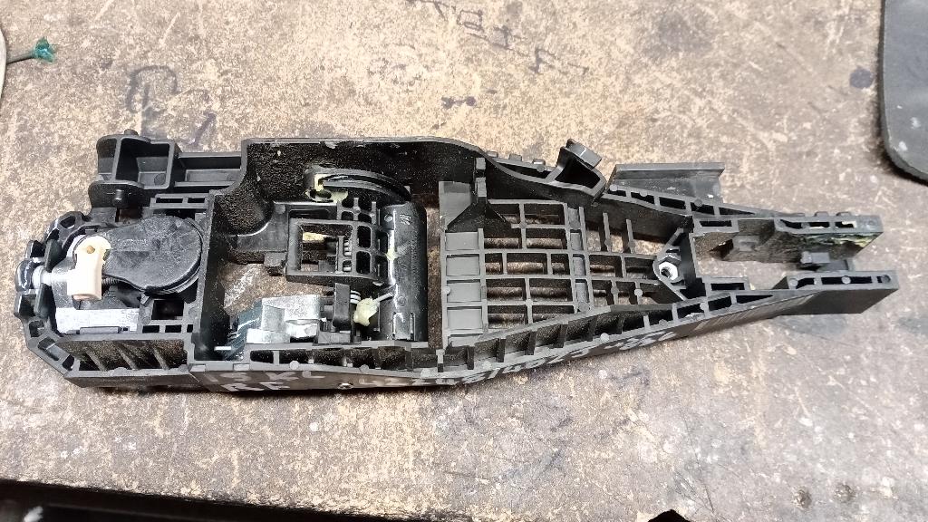 Left Front Door Exterior Handle