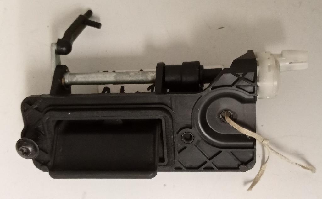 Tailgate Handle Outer