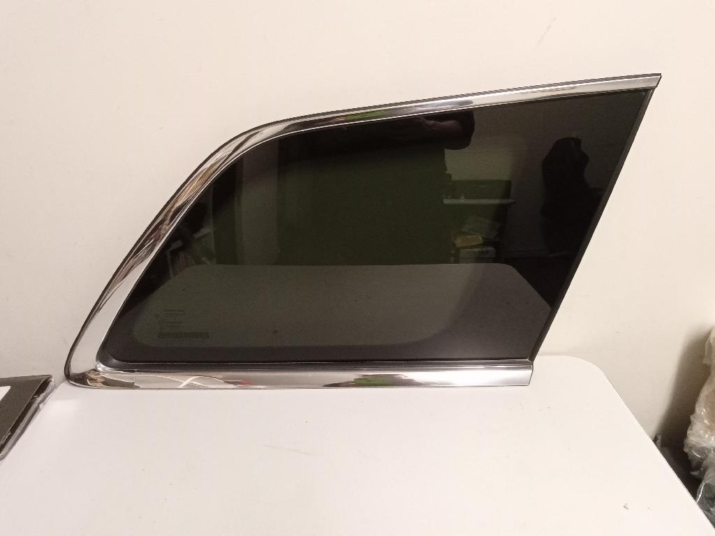 RR Fixed Body Glass M513 (Chrome Mld) G1