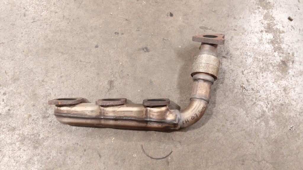 Left Exhaust Manifold