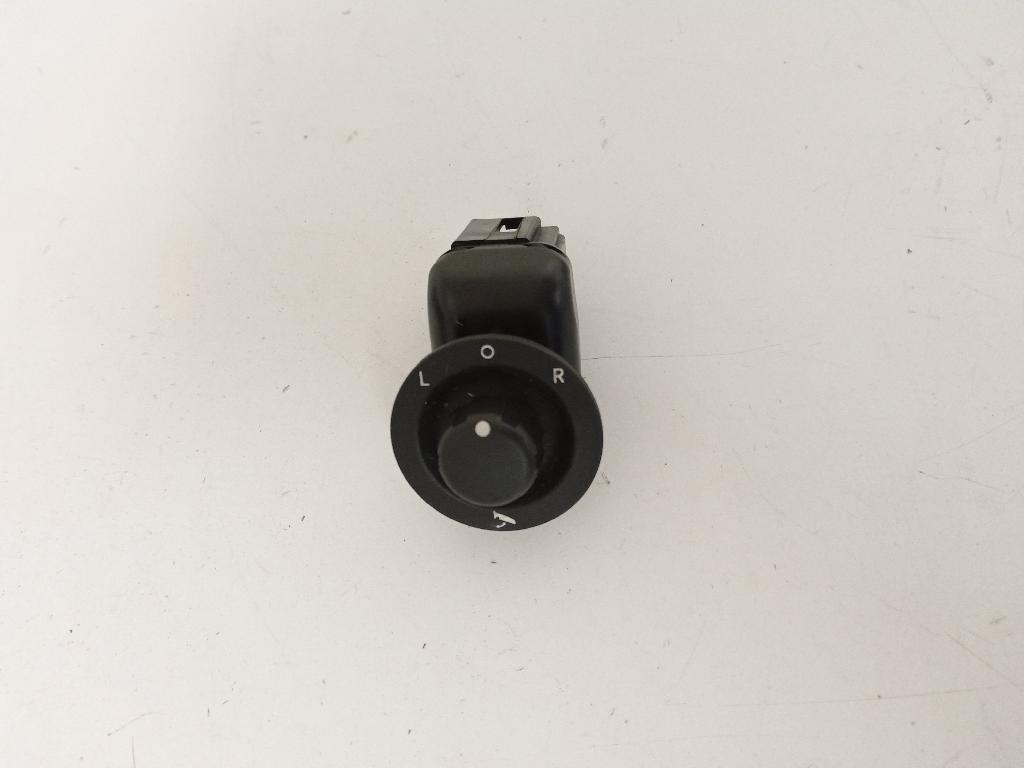 Mirror Adjuster Switch