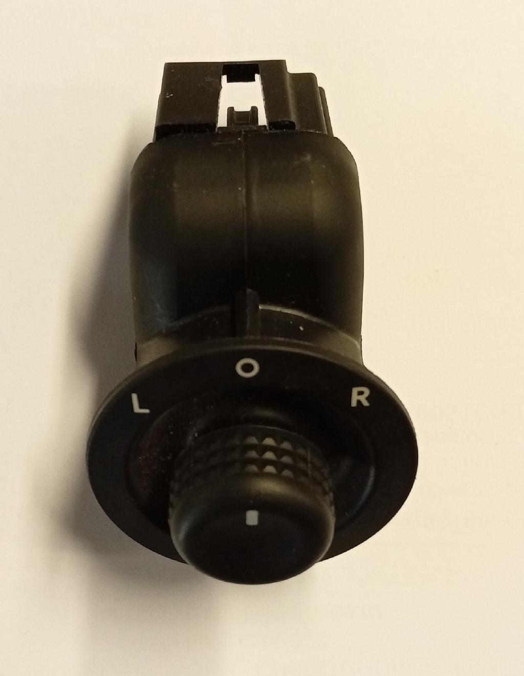 Mirror Adjuster Switch