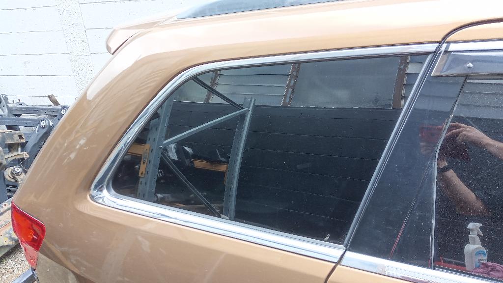 LR Fixed Body Glass M513 (Chrome Mld) G1 11-14