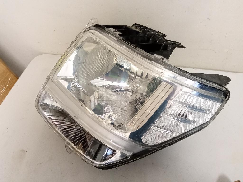 Left Headlight