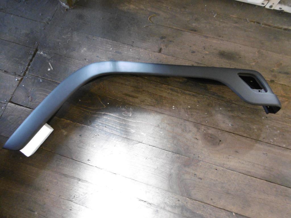 Right Front Guard Flare