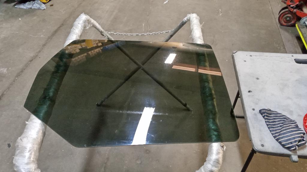 Right Rear Door Glass