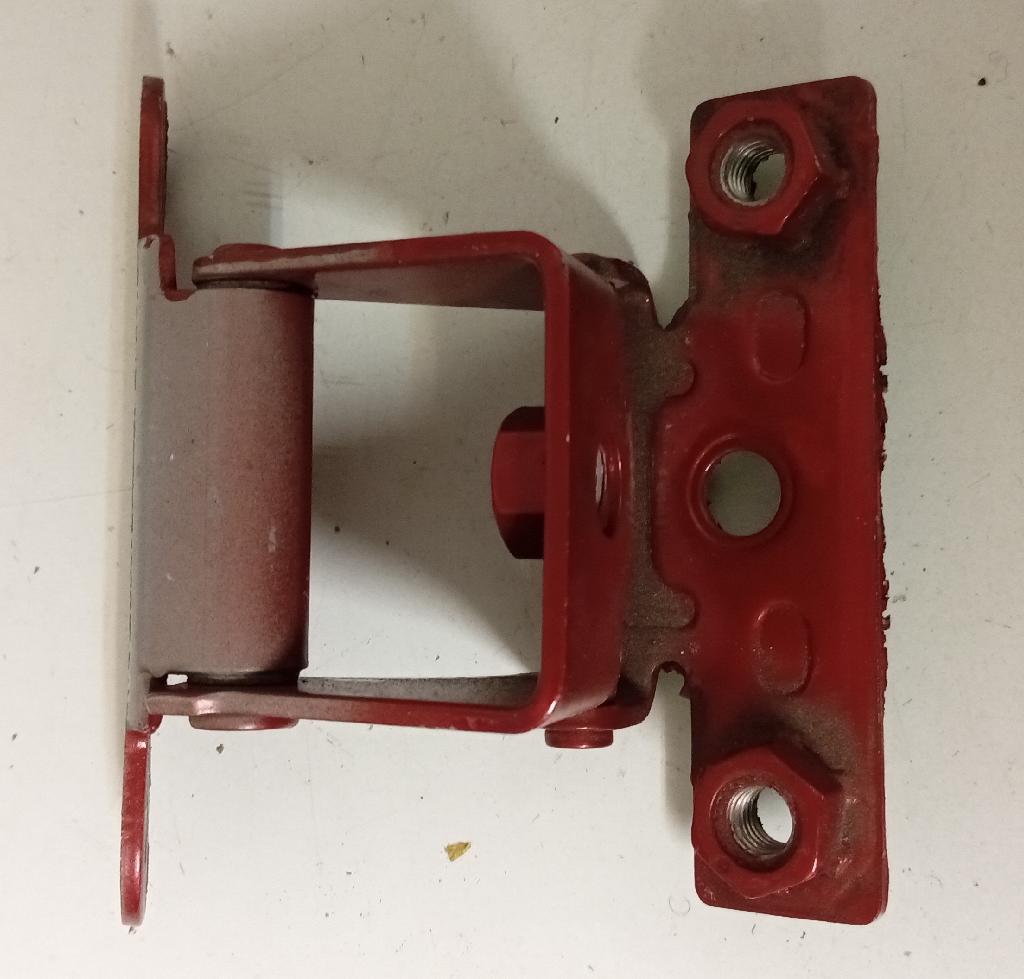 Left Tailgate Hinge