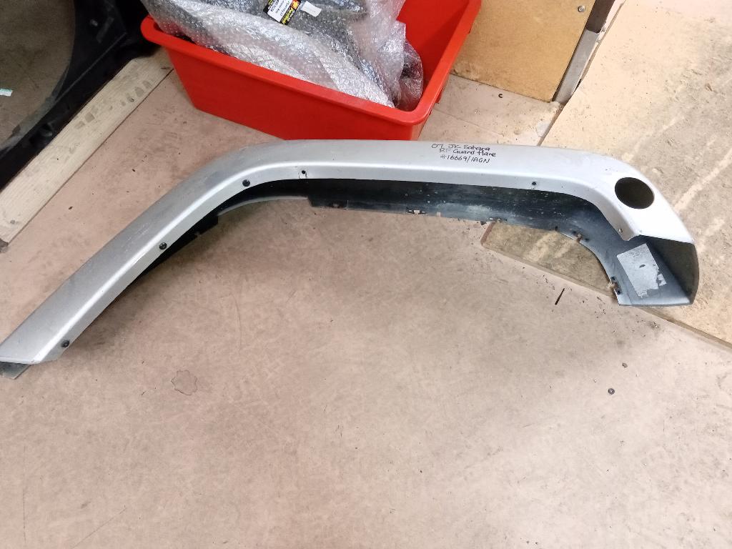 Right Front Guard Flare