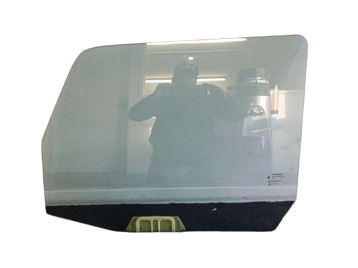Left Front Door Glass