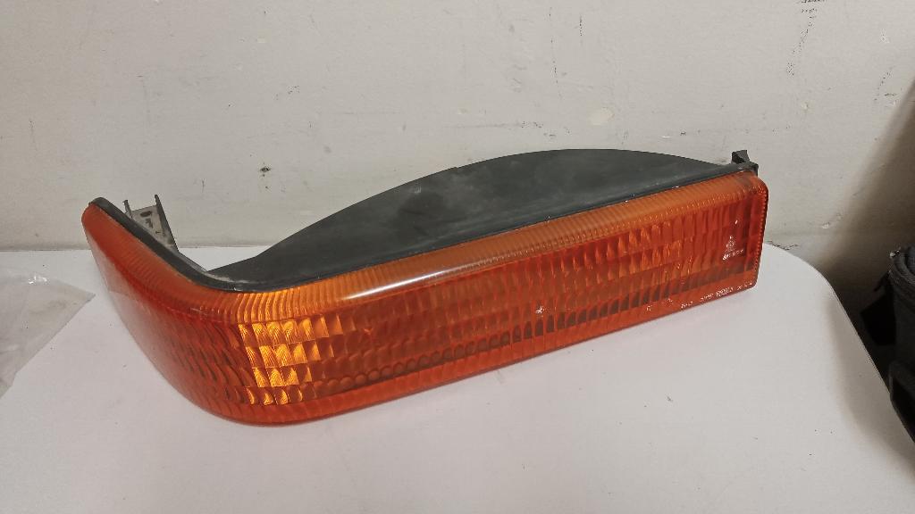 Right Repeater Light