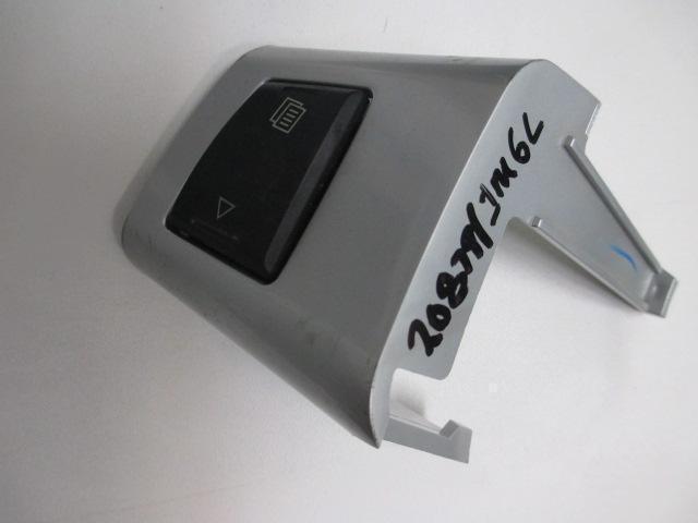 Right Steering Wheel Controls