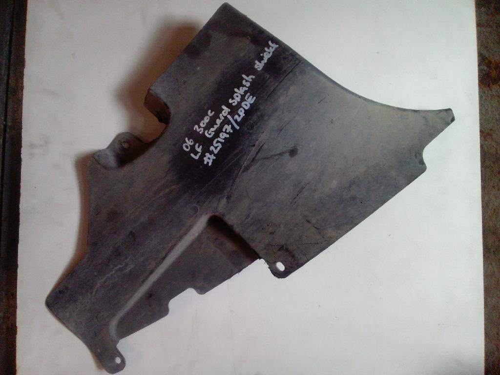 Left Front Guard Splash Shield