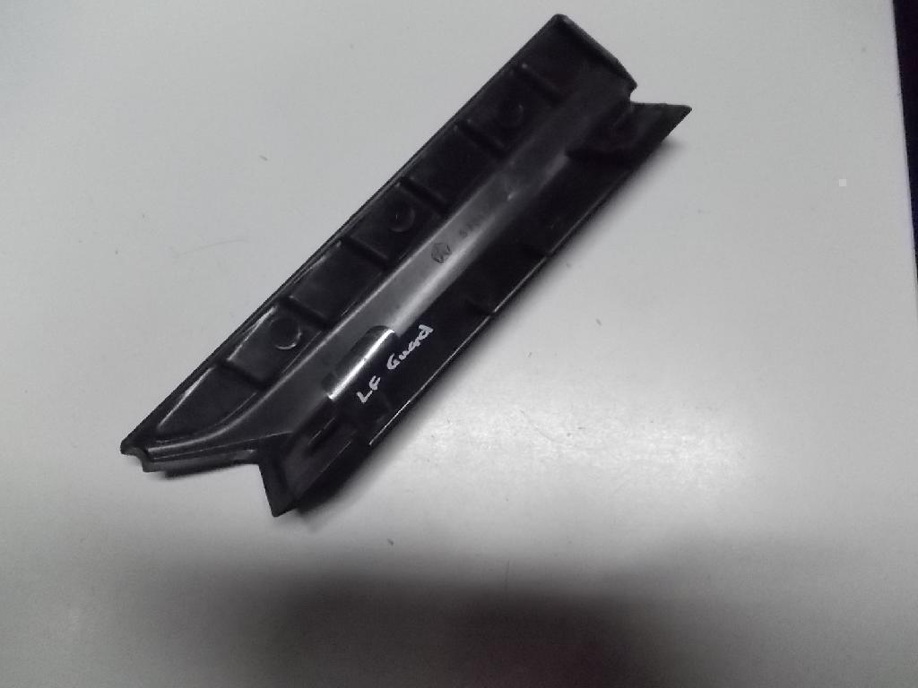 Left Front Guard Moulding
