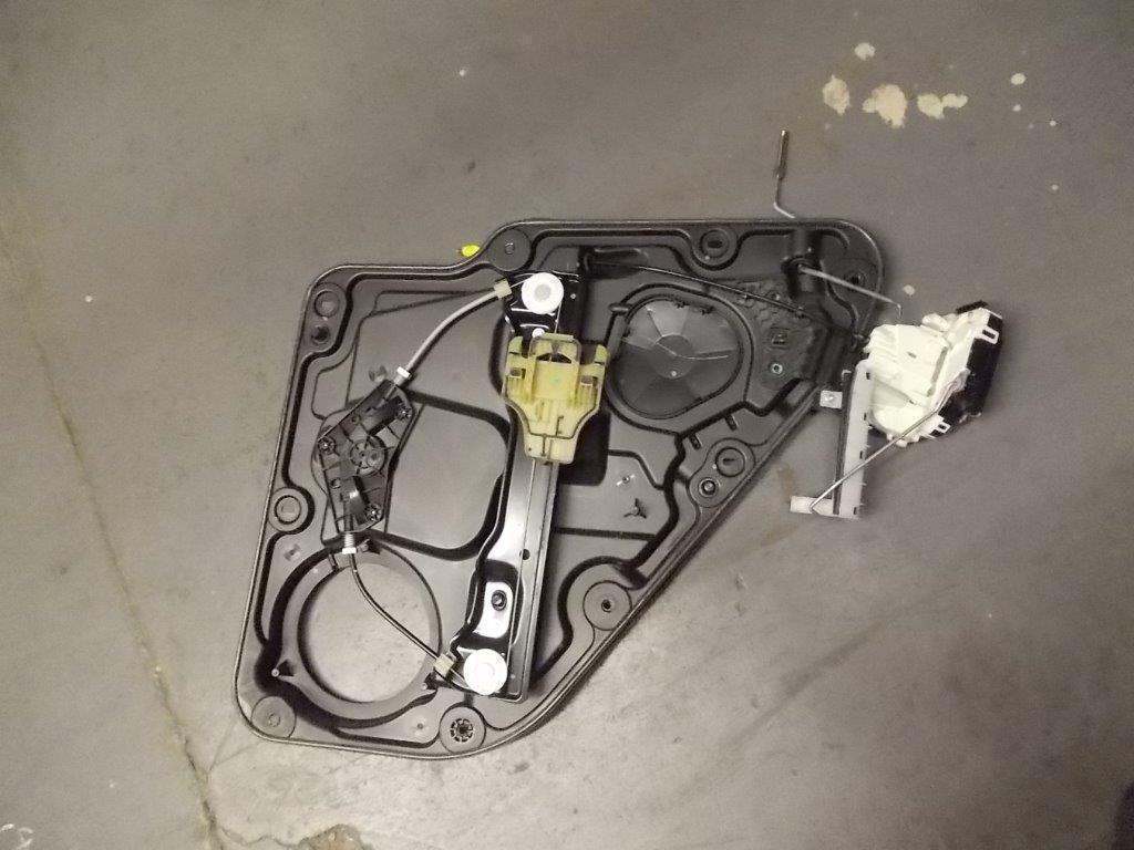 Right Rear Door Elec Regulator