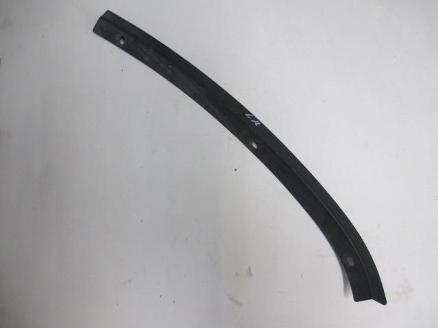 Left Rear Guard Moulding
