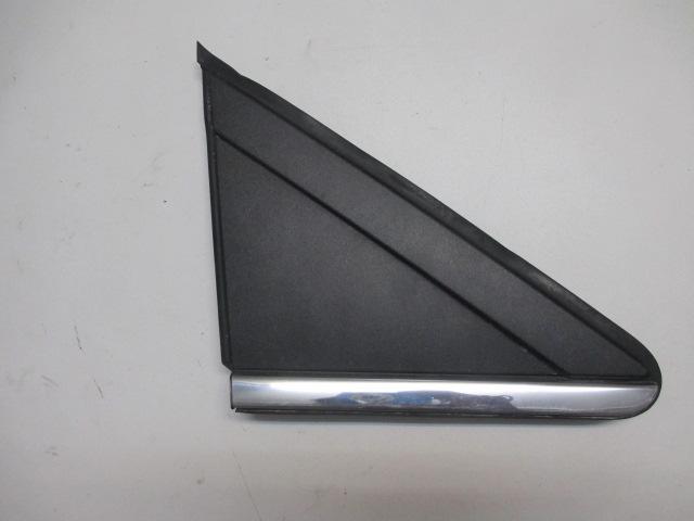 Right Front Guard Moulding