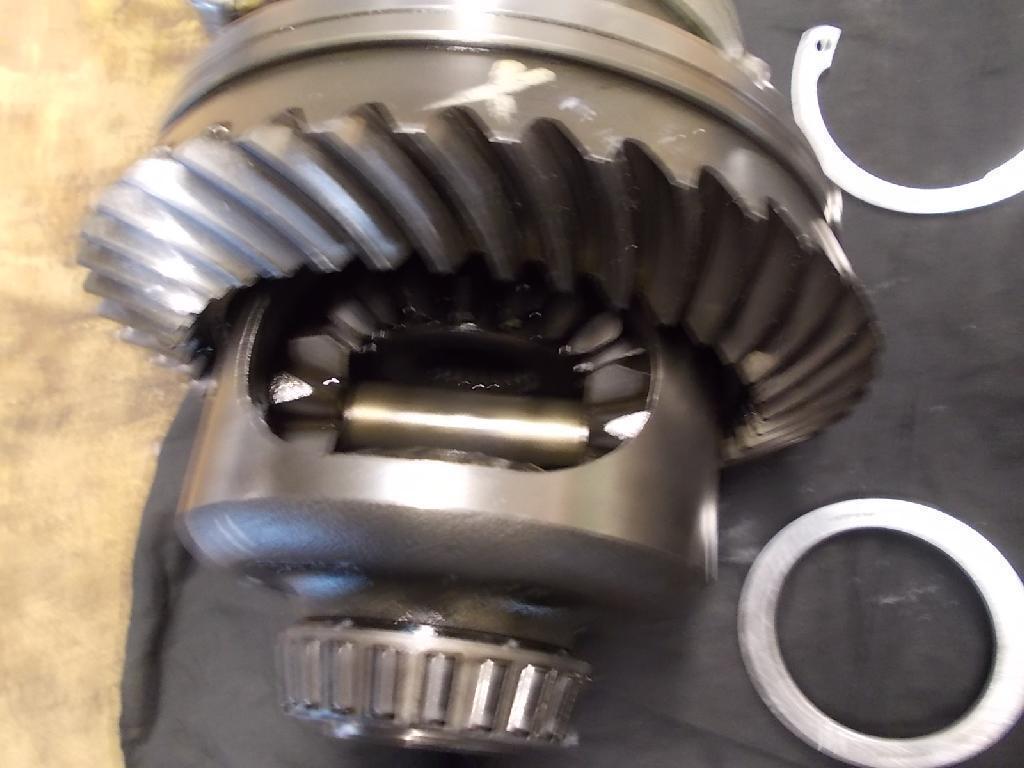 Rear Differential Head