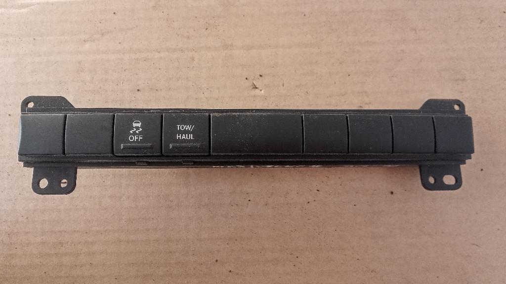 DASH CONSOL,TOWHAUL,SKID