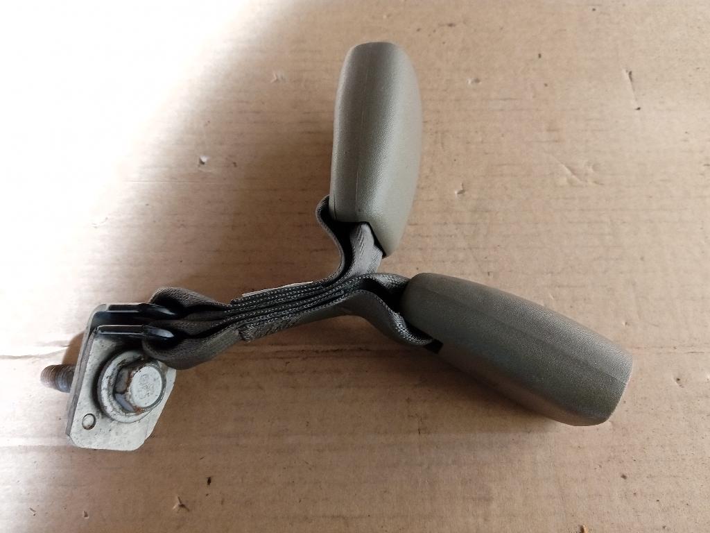 Right Rear Seat Belt Stalk