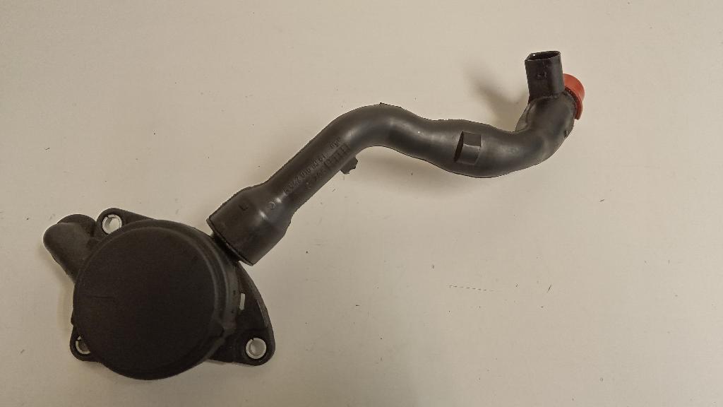 Crankcase Breather Pipe 3.0L