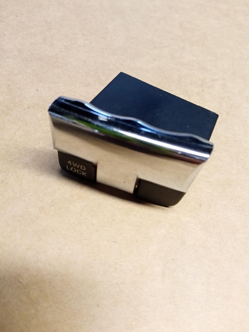 4WD Engagement Switch