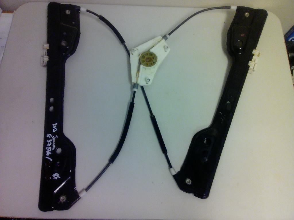 Right Front Door Elec Regulator