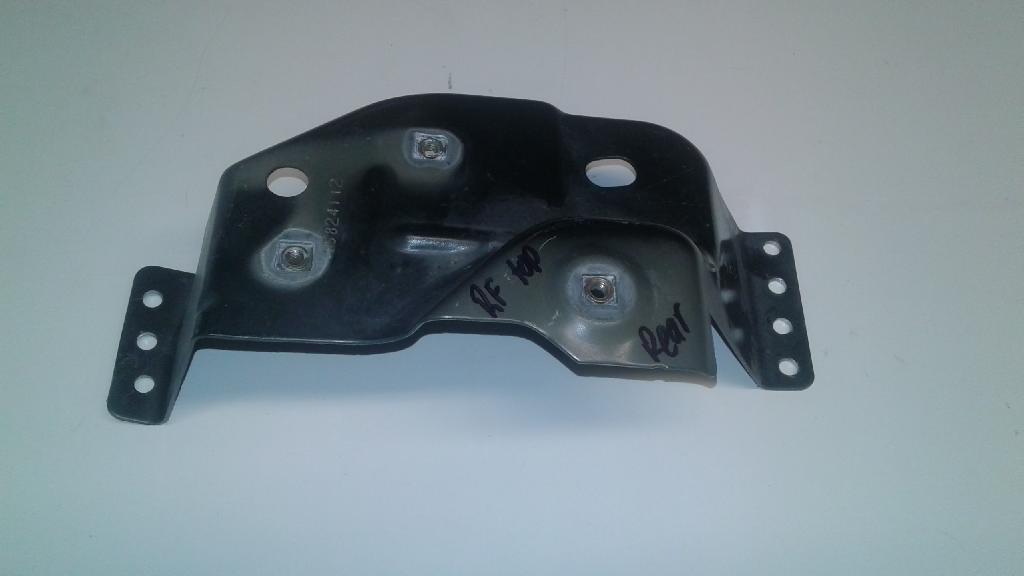 Right Front Guard Bracket