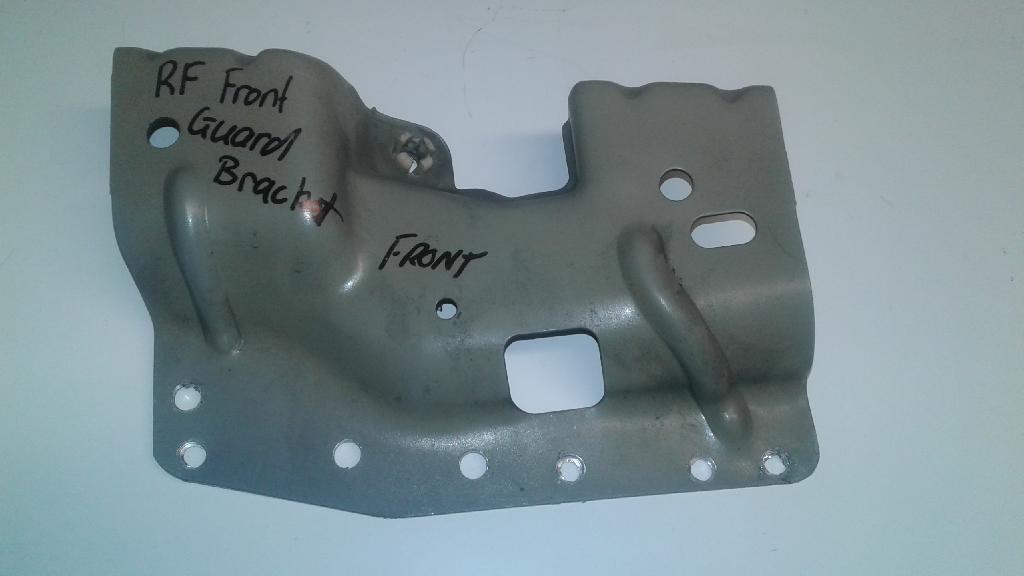 Right Front Guard Bracket