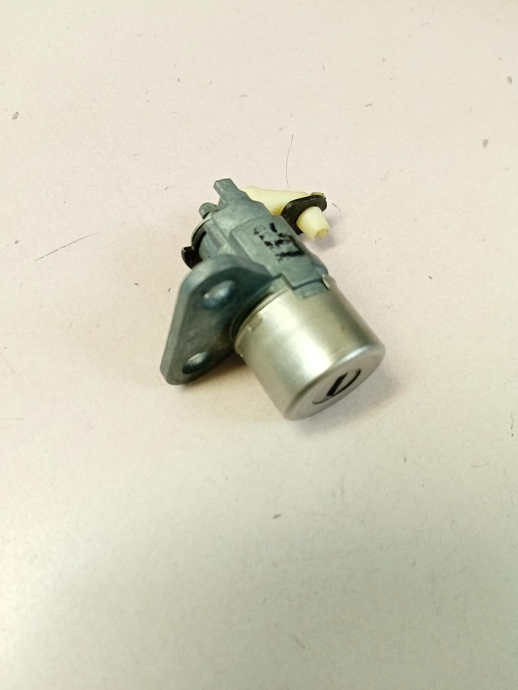 Left Front Door Lock Barrel