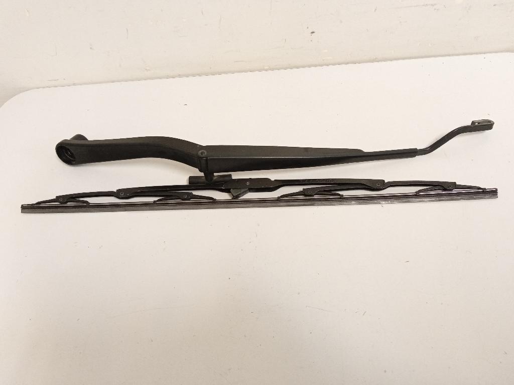 Right Front Wiper Arm