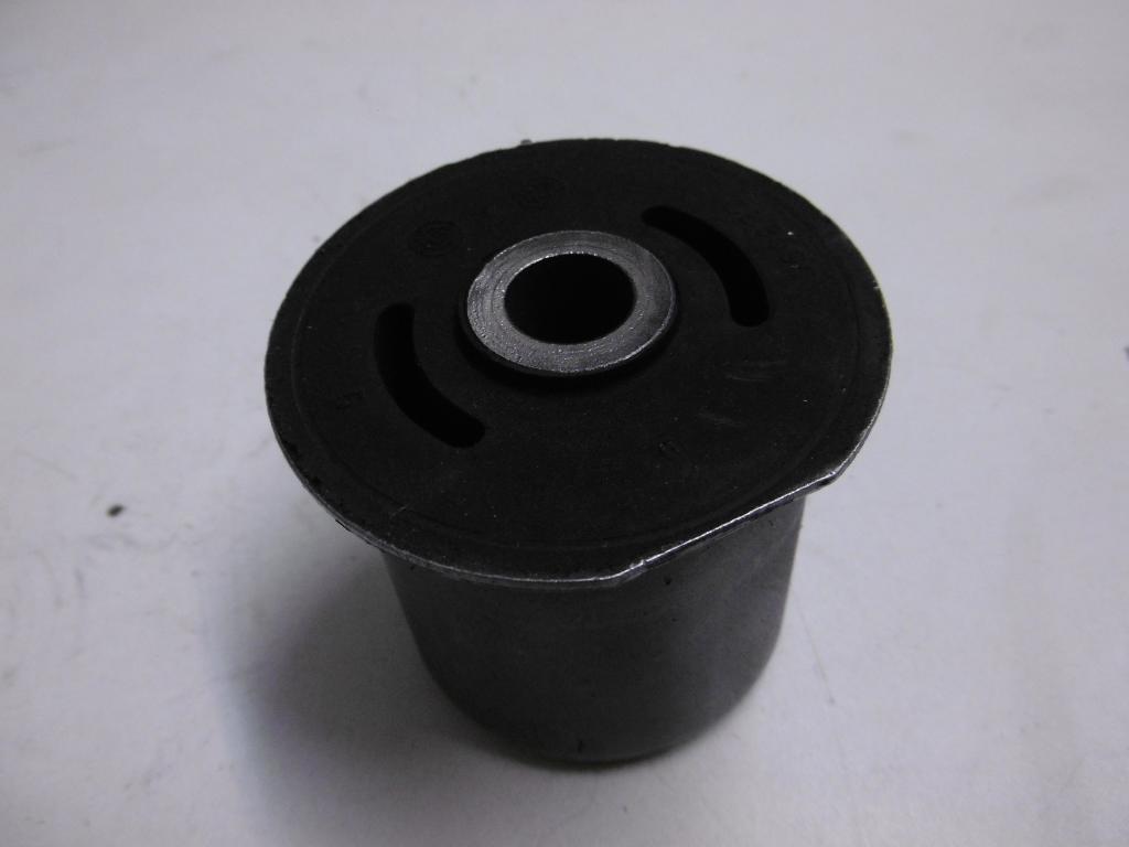 Rear Lower Arm Bush- rear 2002-2003