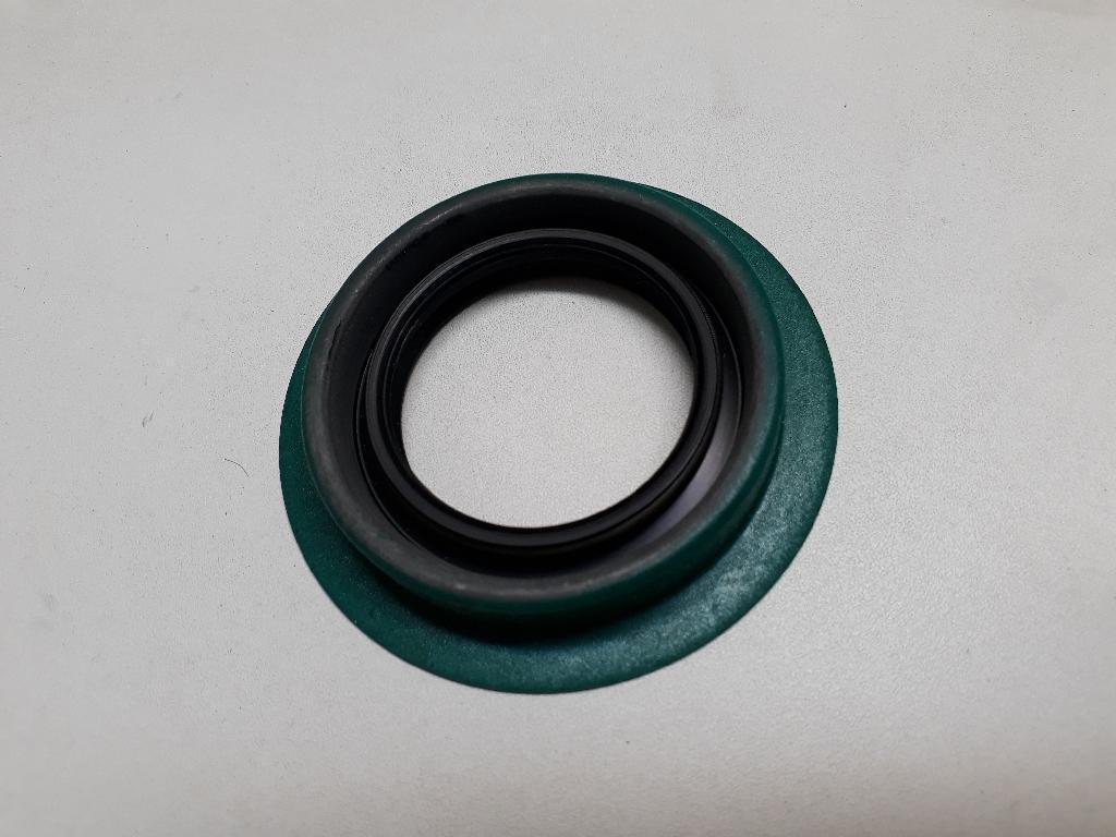 Diff Pinion Seal up to 99 2.813/817 x 1.875