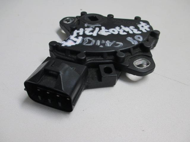 Auto Inhibitor Switch