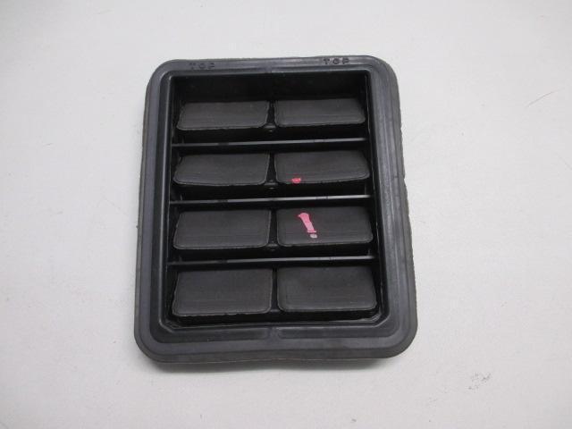 Left Rear Quarter Panel Vent